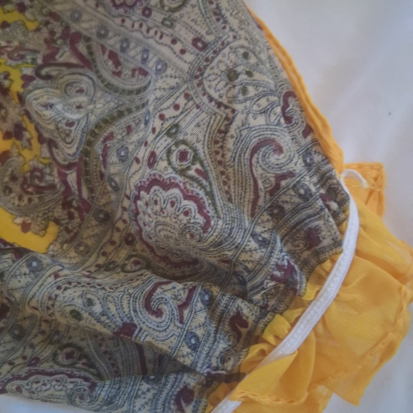 Zara Yellow Paisley Wrap With Sleeves - Picture 2 of 5